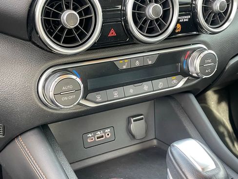 Certified 2024 Nissan Sentra SR image 15