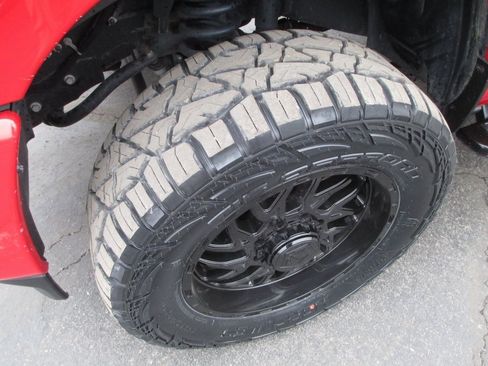 Used 2024 RAM 3500 Laramie w/ Night Edition image 12