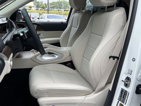 Certified 2025 Mercedes-Benz GLE 350 4MATIC image 11