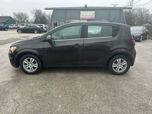 Used 2015 Chevrolet Sonic LT image 8
