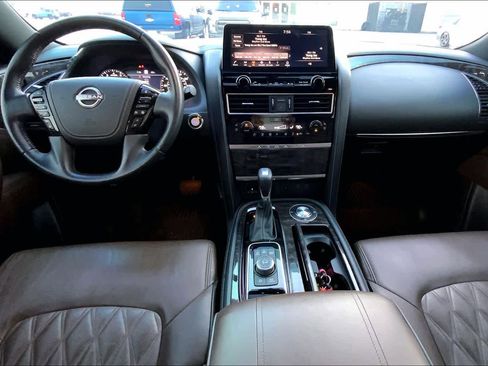 Used 2022 Nissan Armada Platinum w/ Captain's Chairs Package image 15