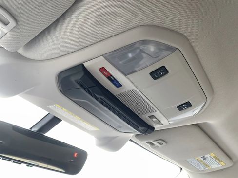 Used 2019 Subaru Ascent Limited w/ Popular Package #3 image 22