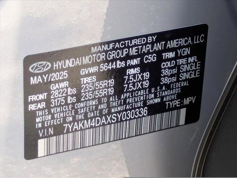 New 2025 Hyundai Ioniq 5 SE image 21