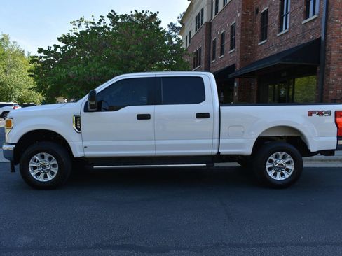 Used 2022 Ford F250 XL w/ STX Appearance Package AWD/4WD image 4