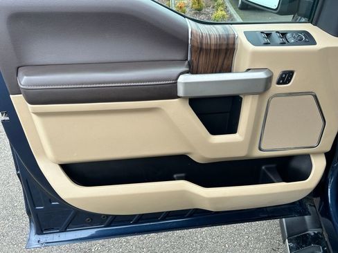 Certified 2020 Ford F150 Lariat image 17