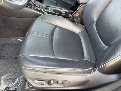 Used 2022 Toyota Corolla XLE image 26