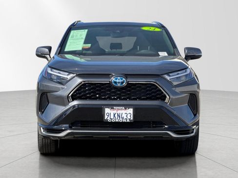 Used 2024 Toyota RAV4 SE w/ Weather & Moonroof Package image 9