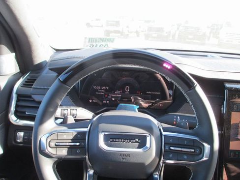 New 2026 GMC Acadia Denali Ultimate image 24