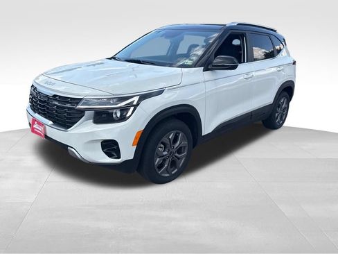 Used 2024 Kia Seltos SX AWD/4WD image 2