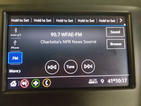 Used 2020 Chevrolet Equinox LT image 25