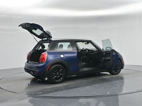 Used 2015 MINI Cooper S image 5