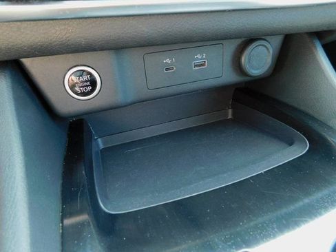 Used 2023 Nissan Rogue SV image 13