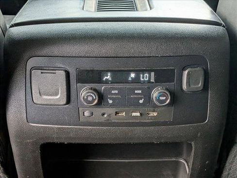 Used 2018 GMC Yukon Denali w/ Denali Ultimate Package image 17