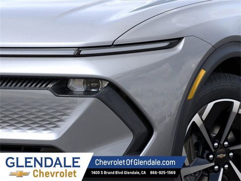 New 2026 Chevrolet Equinox EV LT image 10