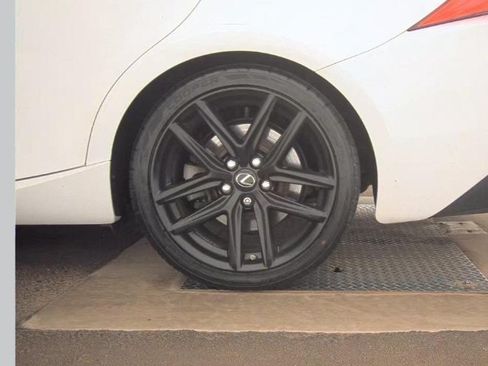 Used 2017 Lexus IS 200t F Sport w/ F Sport Package RWD image 10