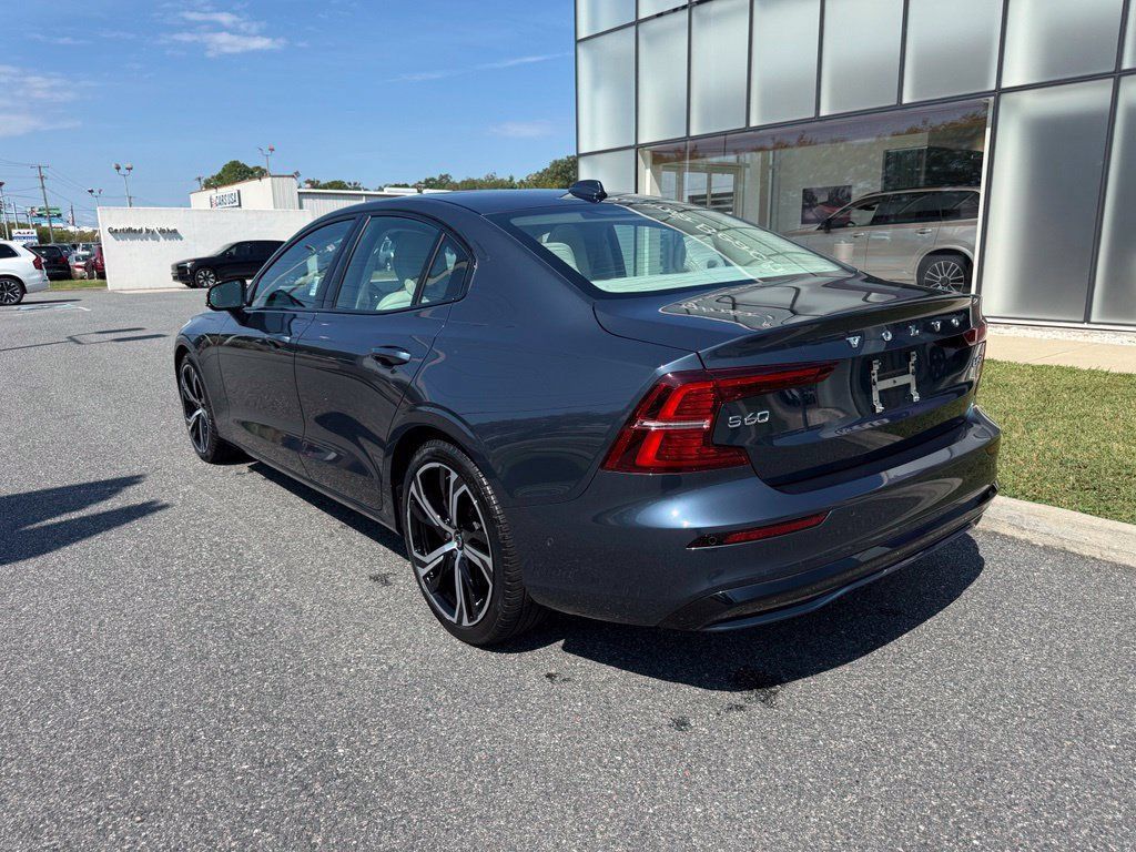 Used 2024 Volvo S60 B5 Plus w/ Climate Package AWD/4WD image 14