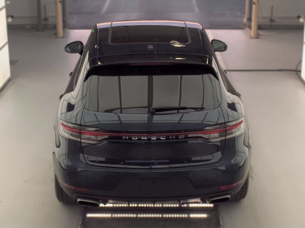 Used 2019 Porsche Macan AWD/4WD image 4