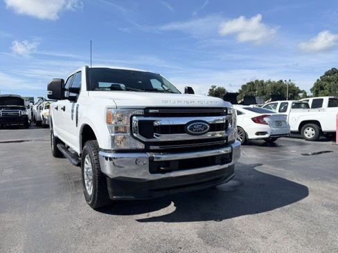 Used 2022 Ford F250 XL w/ STX Appearance Package AWD/4WD image 4