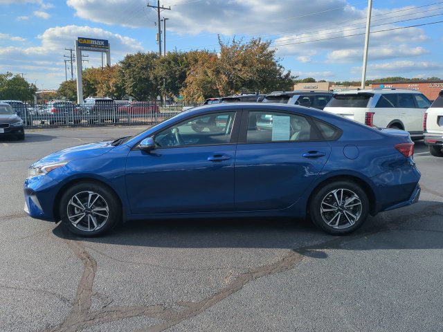 Used 2023 Kia Forte LXS w/ LXS Technology Package FWD image 7