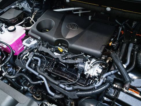 Certified 2023 Toyota Venza Limited AWD/4WD image 38