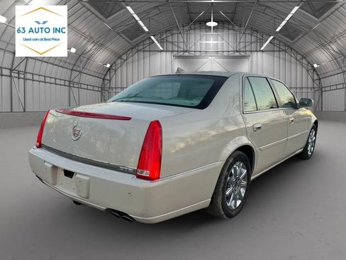Used 2011 Cadillac DTS Premium image 5