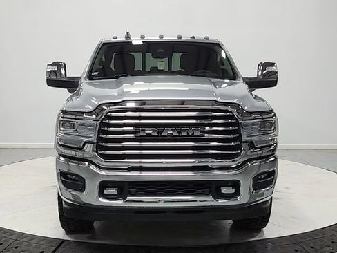 Used 2024 RAM 2500 Limited w/ Safety Group AWD/4WD image 2