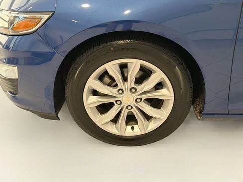 Used 2023 Chevrolet Malibu LT FWD image 25