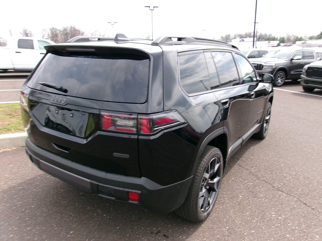 New 2026 Jeep Cherokee Overland w/ Trailer Tow Group AWD/4WD image 3
