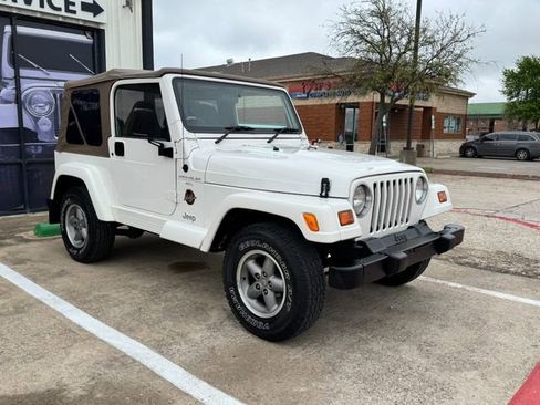 Used 1998 Jeep Wrangler Sahara image 1