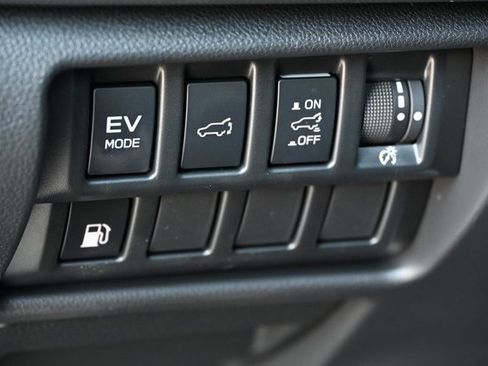 New 2025 Subaru Forester Touring image 24