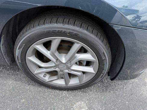 Used 2014 Nissan Sentra FE+ S FWD image 9