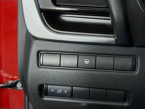 Certified 2021 Nissan Rogue SV AWD/4WD image 19