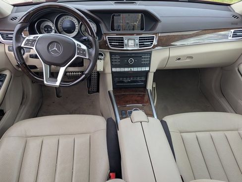 Used 2016 Mercedes-Benz E 400 Sedan image 16