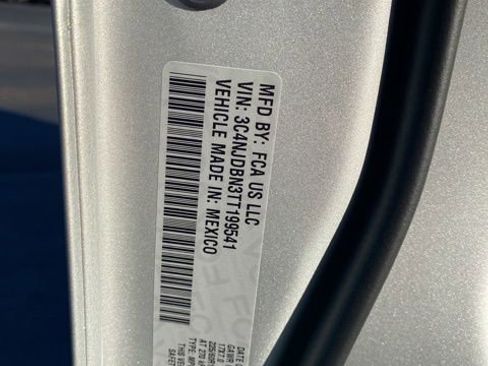 New 2026 Jeep Compass Latitude image 45