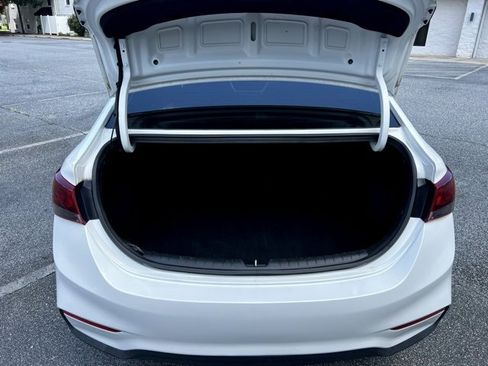 Used 2021 Hyundai Accent SE image 45