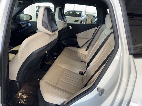 Used 2025 BMW X3 xDrive30i w/ M Sport Package image 16