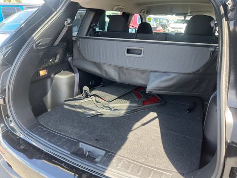 Used 2022 Mitsubishi Outlander ES FWD image 17