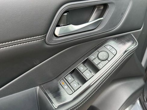 New 2026 Nissan Rogue SV image 15