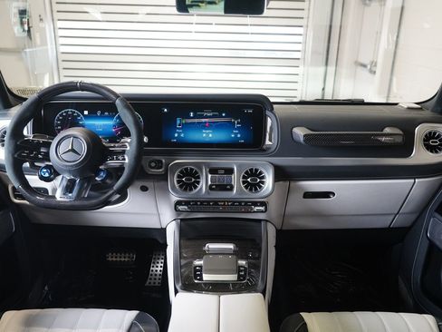 Certified 2025 Mercedes-Benz G 63 AMG 4MATIC image 14