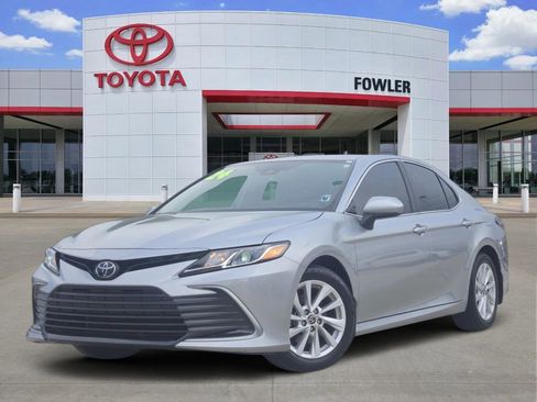 Certified 2024 Toyota Camry LE FWD image 1