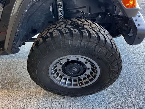 Used 2021 Jeep Gladiator Rubicon image 14