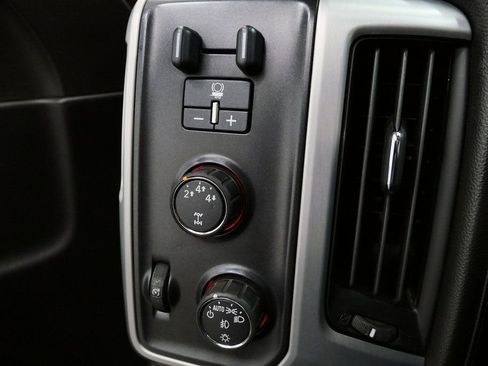 Used 2015 GMC Sierra 2500 SLE image 26
