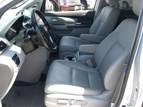 Used 2015 Honda Odyssey EX-L image 25