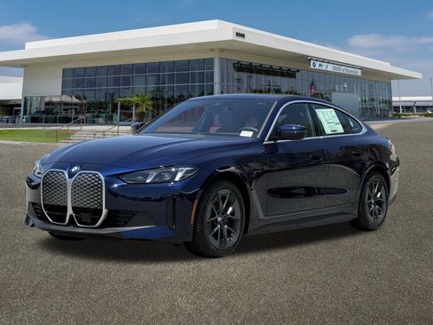 New 2026 BMW i4 eDrive40 RWD image 4