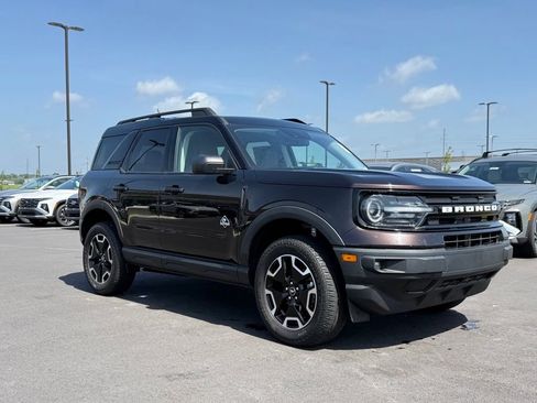 Used 2021 Ford Bronco Sport Outer Banks AWD/4WD image 3