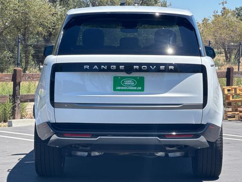 Used 2025 Land Rover Range Rover SE AWD/4WD image 5