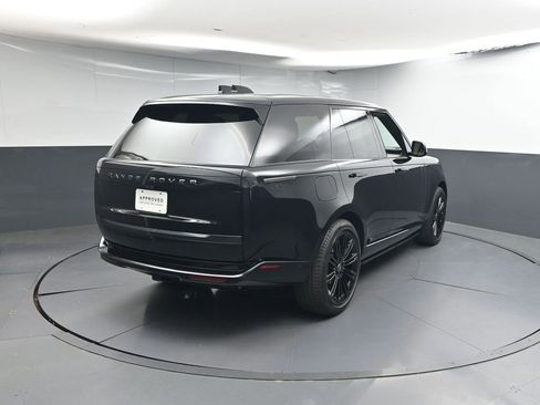 Used 2024 Land Rover Range Rover SE AWD/4WD image 24