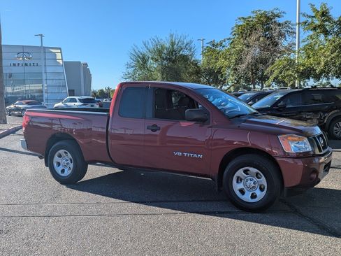 Used 2015 Nissan Titan S image 6