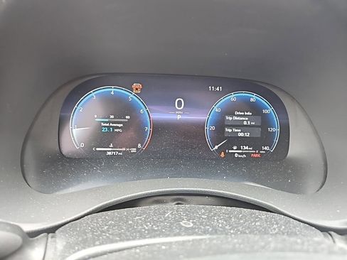 Used 2023 Toyota Highlander Limited image 19