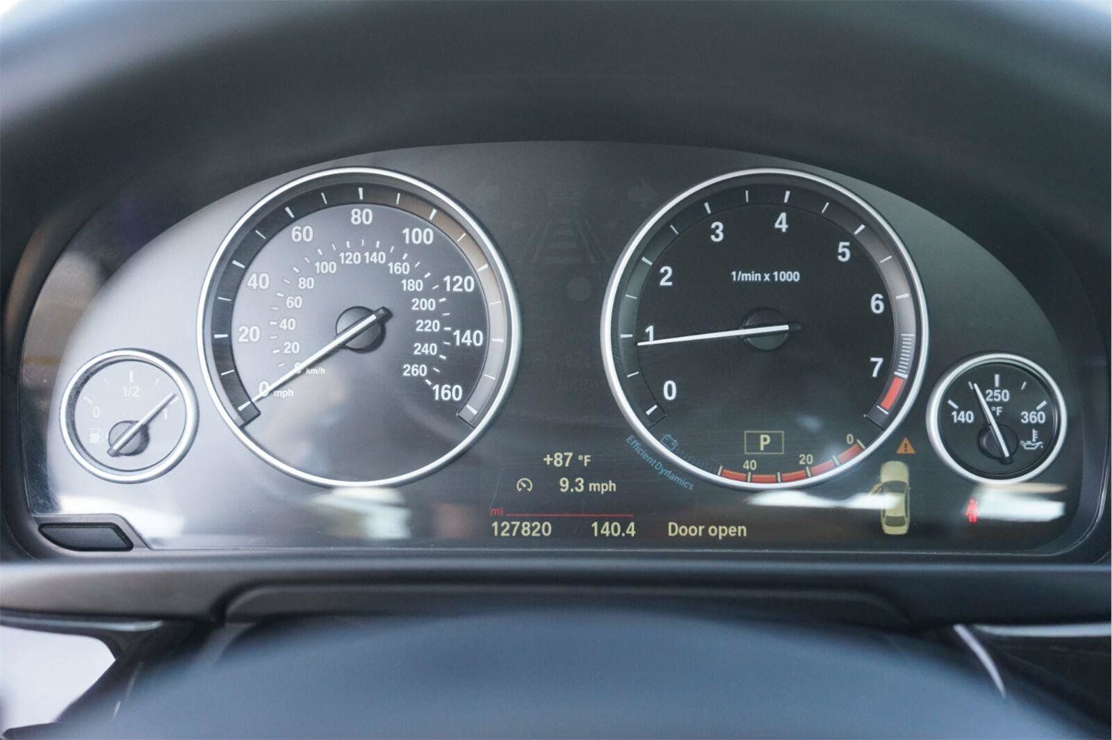 Used 2016 BMW 528i Sedan RWD image 25